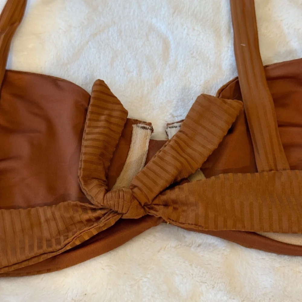New! Vitamin A Chai Brown Eco Ribbed Fabric Demi Madori 31028 - Picture 6 of 10